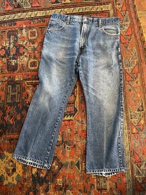 Vintage Y2K Levi’s 517 Flared Med Wash 36 x 29 Bootcut Red Tab